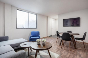 Explore Condesa Roma at 2br Apartment Paseo de la Reforma